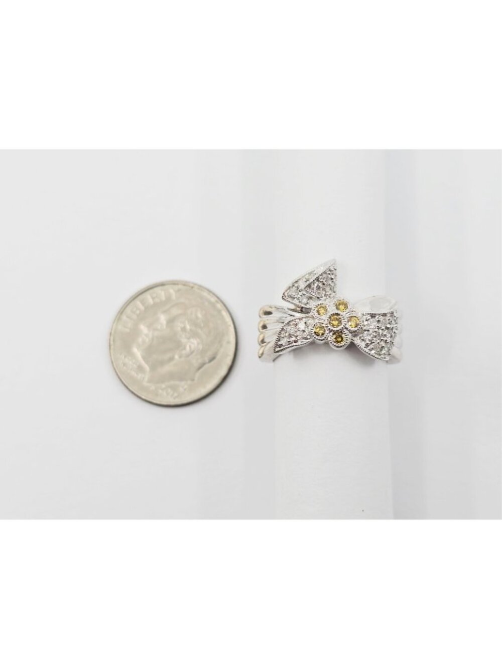 Beautiful 18K Karat Solid White Gold Yellow & White Diamond Bow Ring - Size 3.25 - Picture 14 of 16